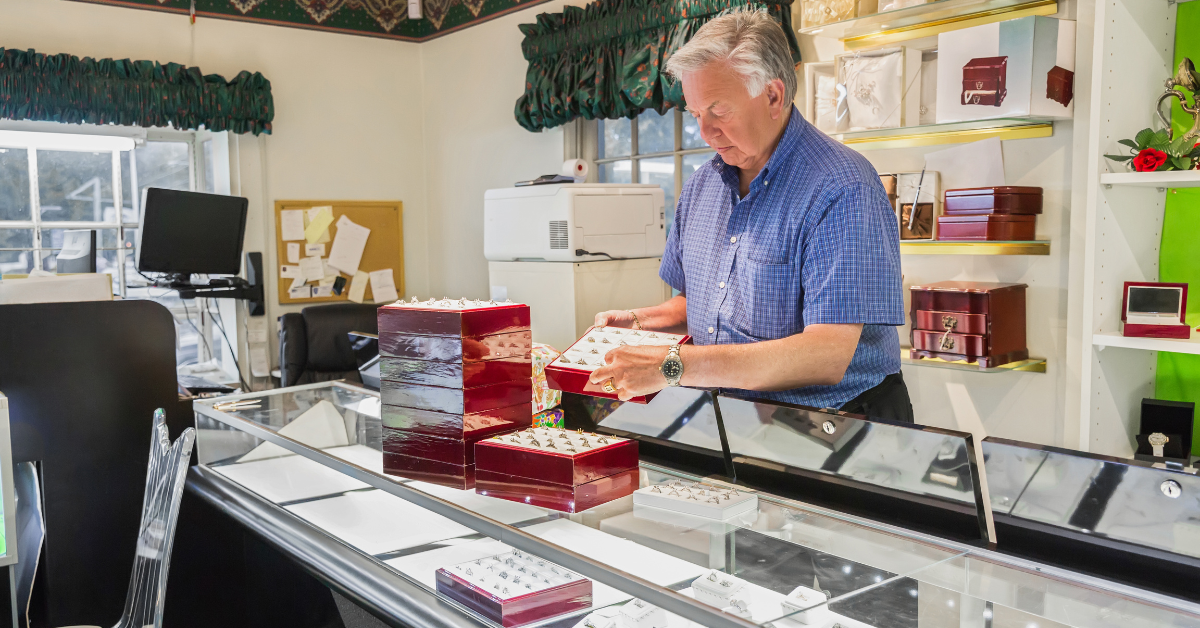 How Jewelry Store Movers Can Save You Time and Stress
